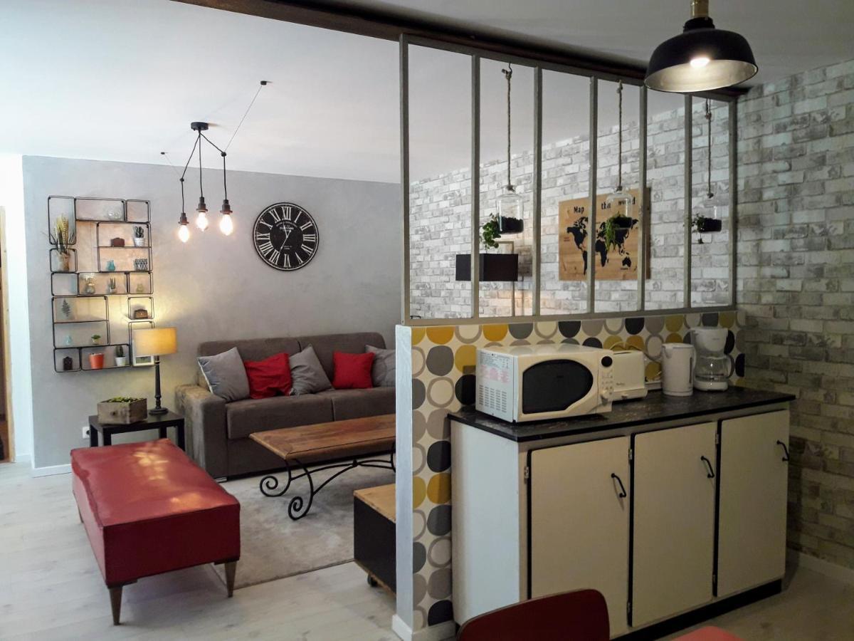 Le Relais Champetre Apartment Joux Bagian luar foto
