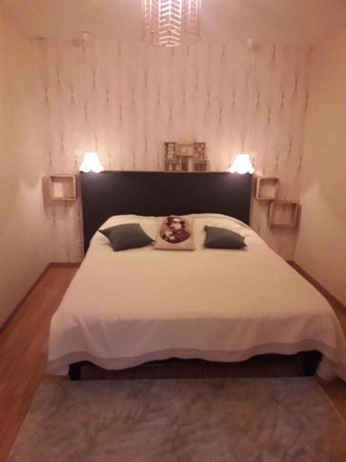 Le Relais Champetre Apartment Joux Bagian luar foto